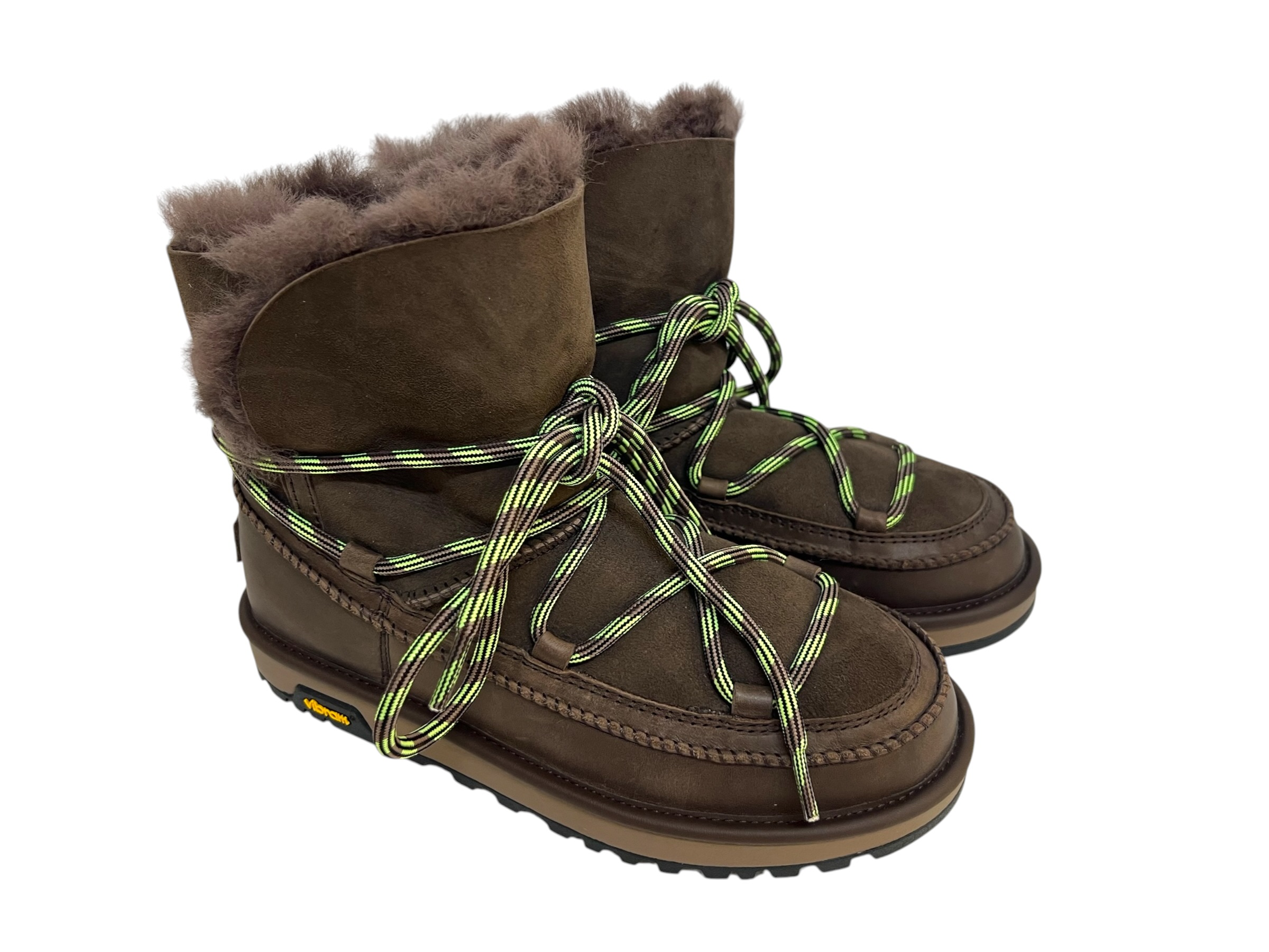 UGG Boots CLASSIC TREAD BOOT dunkelbraun