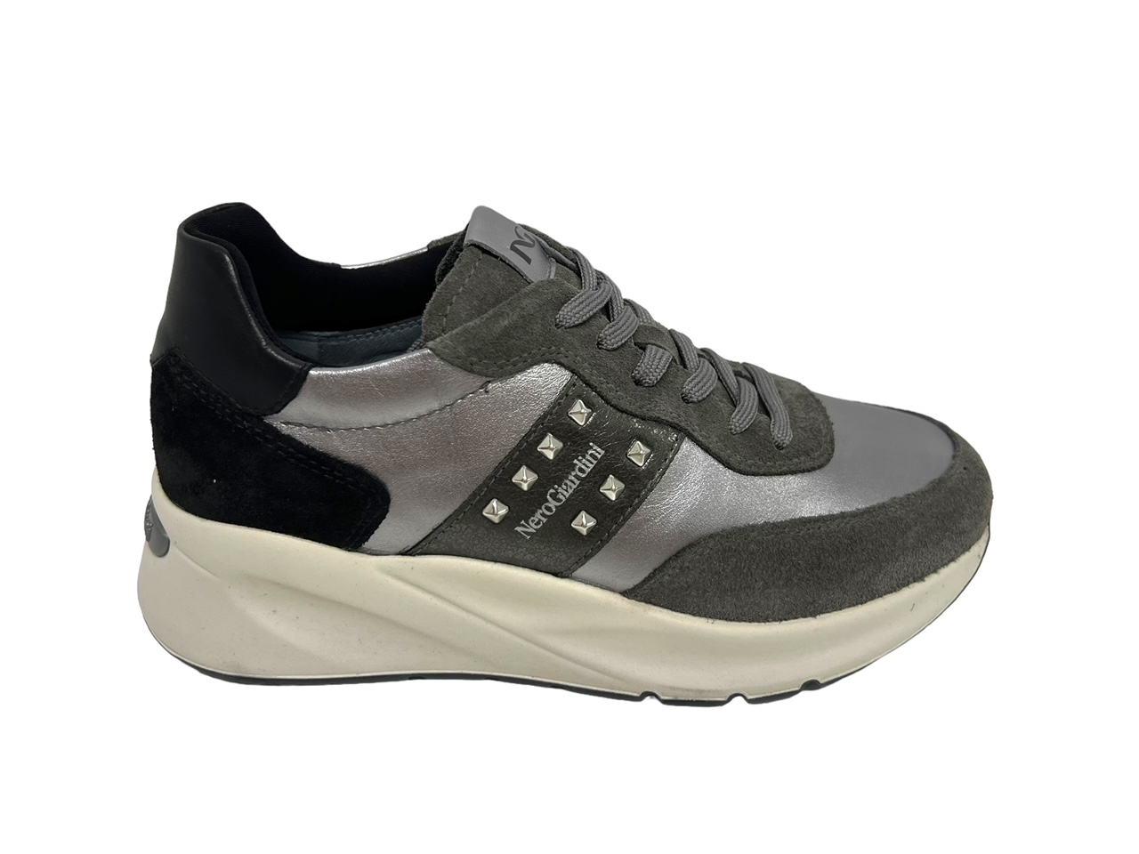 Nero Giardini Schnürschuhe grau