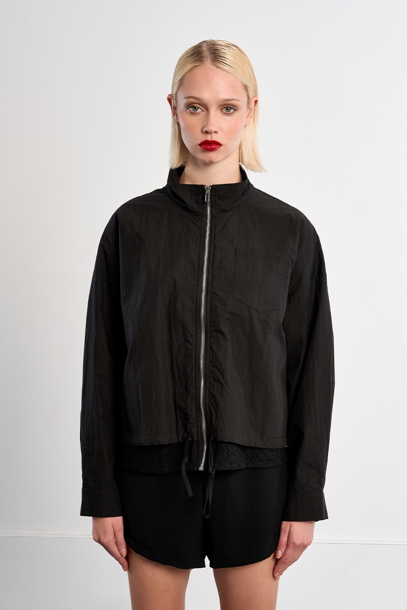 Molly Bracken sportliche Nylonjacke mit Spitze schwarz