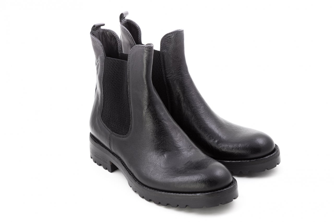 Corvari Chelsea Boots schwarz